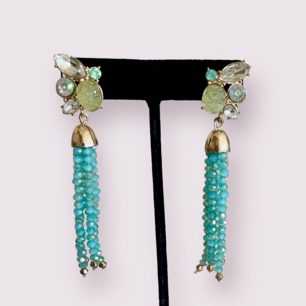 BOUTIQUE ITEM- STATEMENT EARRINGS BLUE BEADED DROP POST